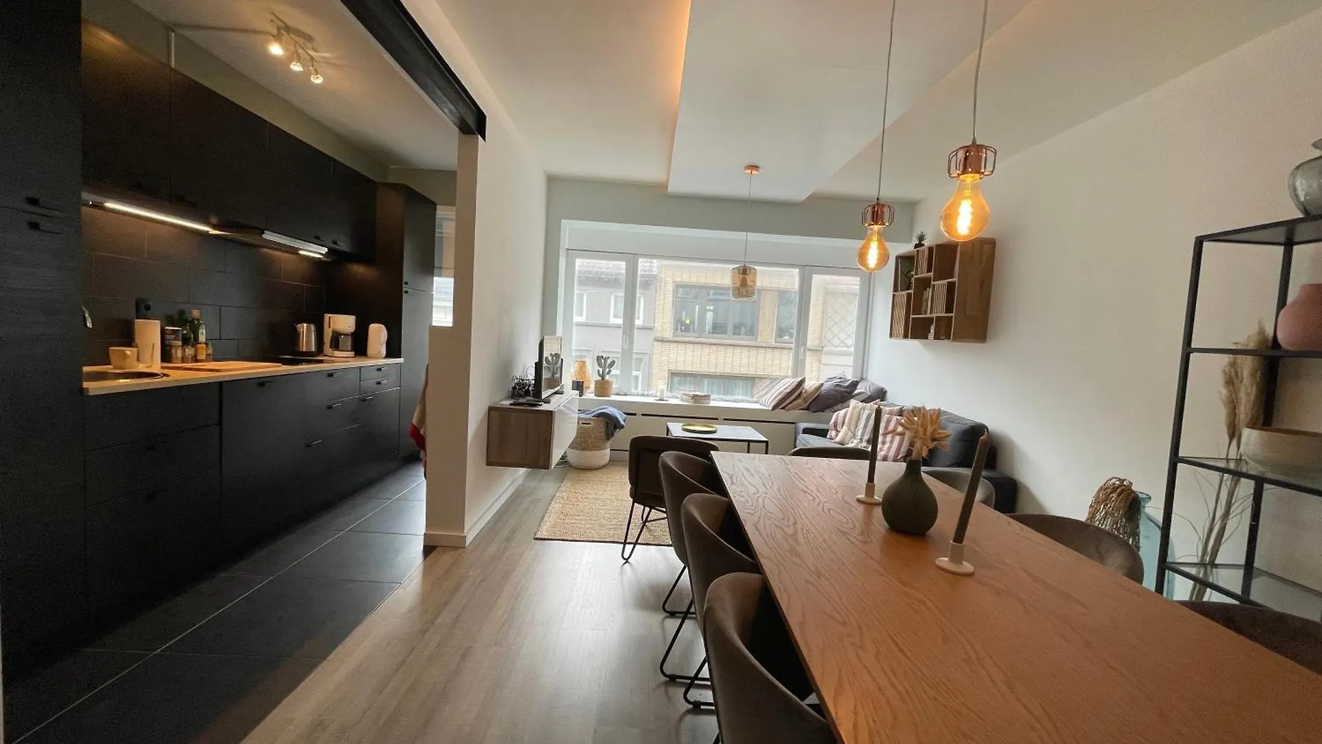 Cosy & Bright Apartment In Belle Epoque-Area Ostend
