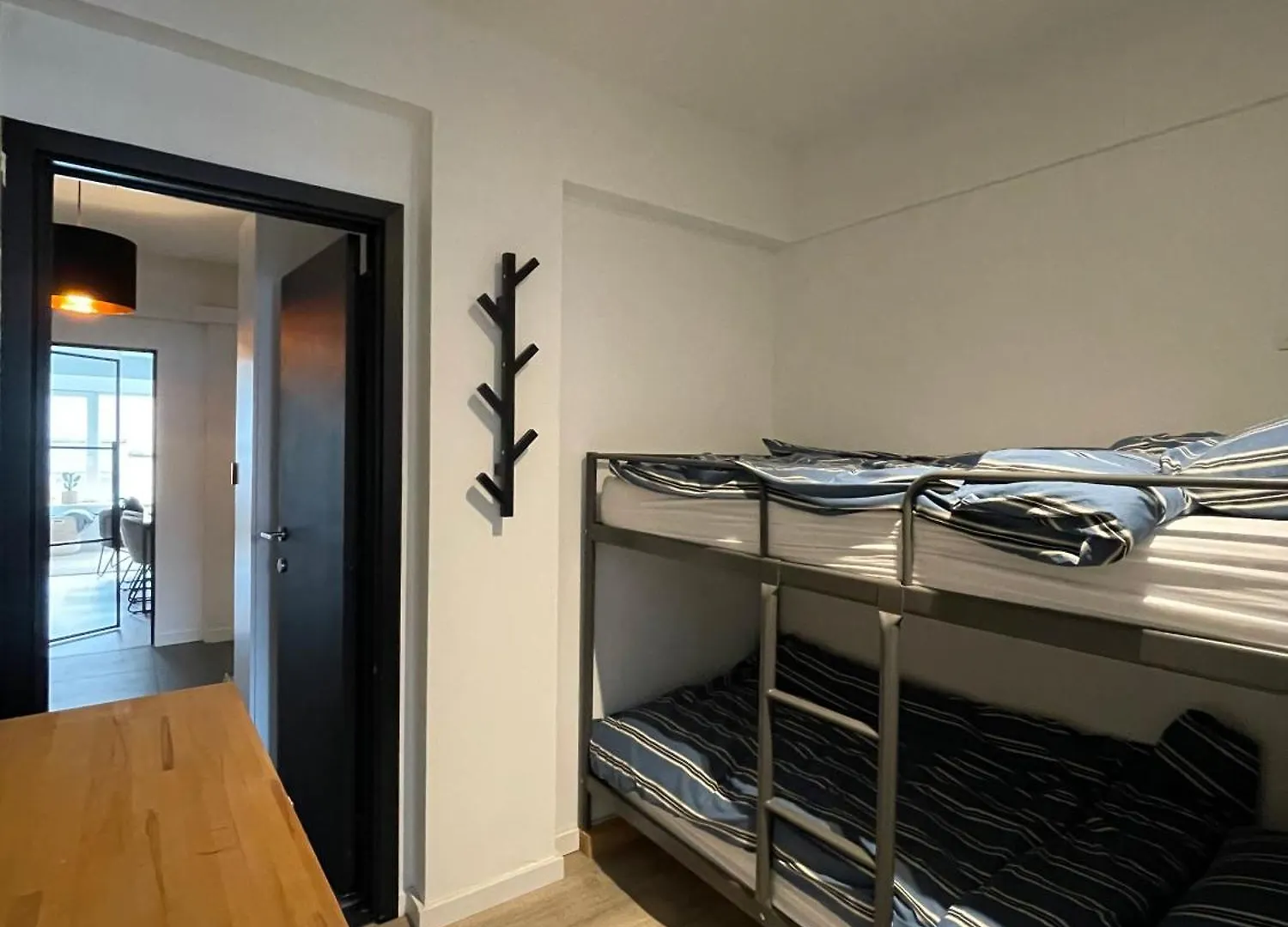 Cosy & Bright Apartment In Belle Epoque-Area Ostend 0*,