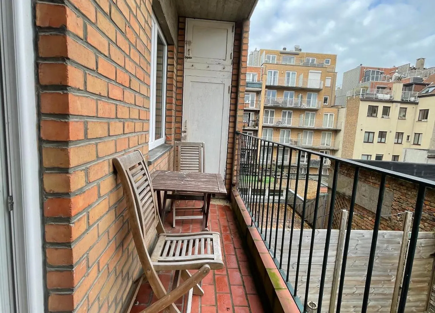 Cosy & Bright Apartment In Belle Epoque-Area Ostend 0*,
